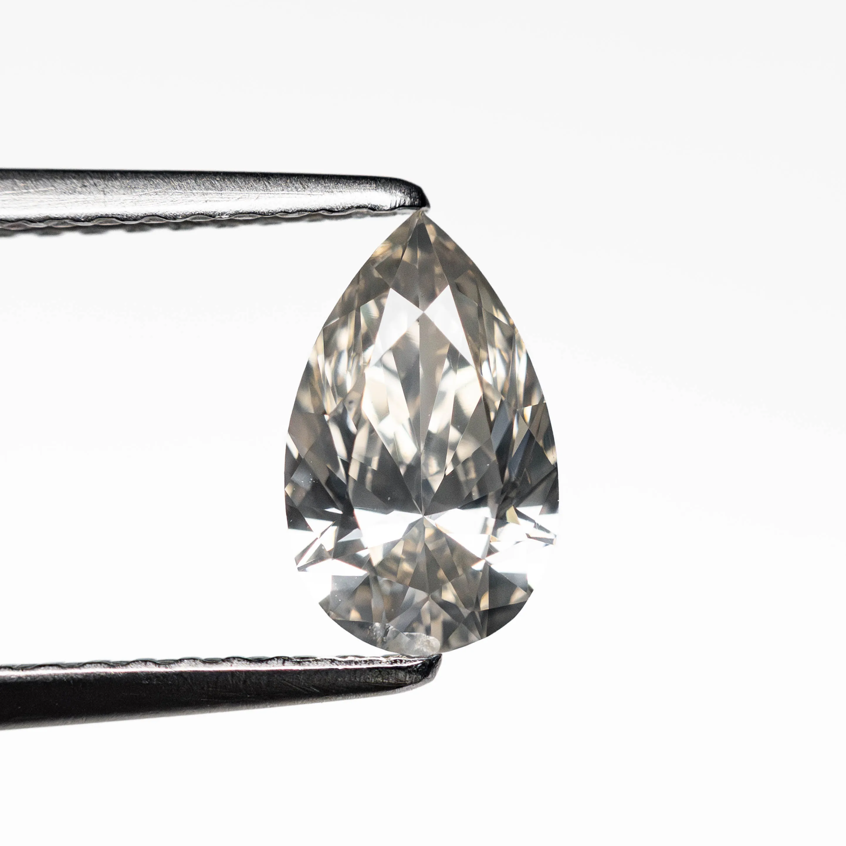 0.83ct 8.42x5.17x3.08mm Pear Brilliant 19923-37