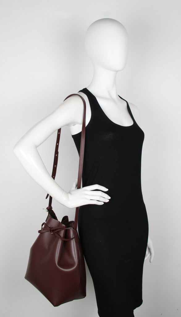 Bucket Bag Calf, Burgundy/Burgundy