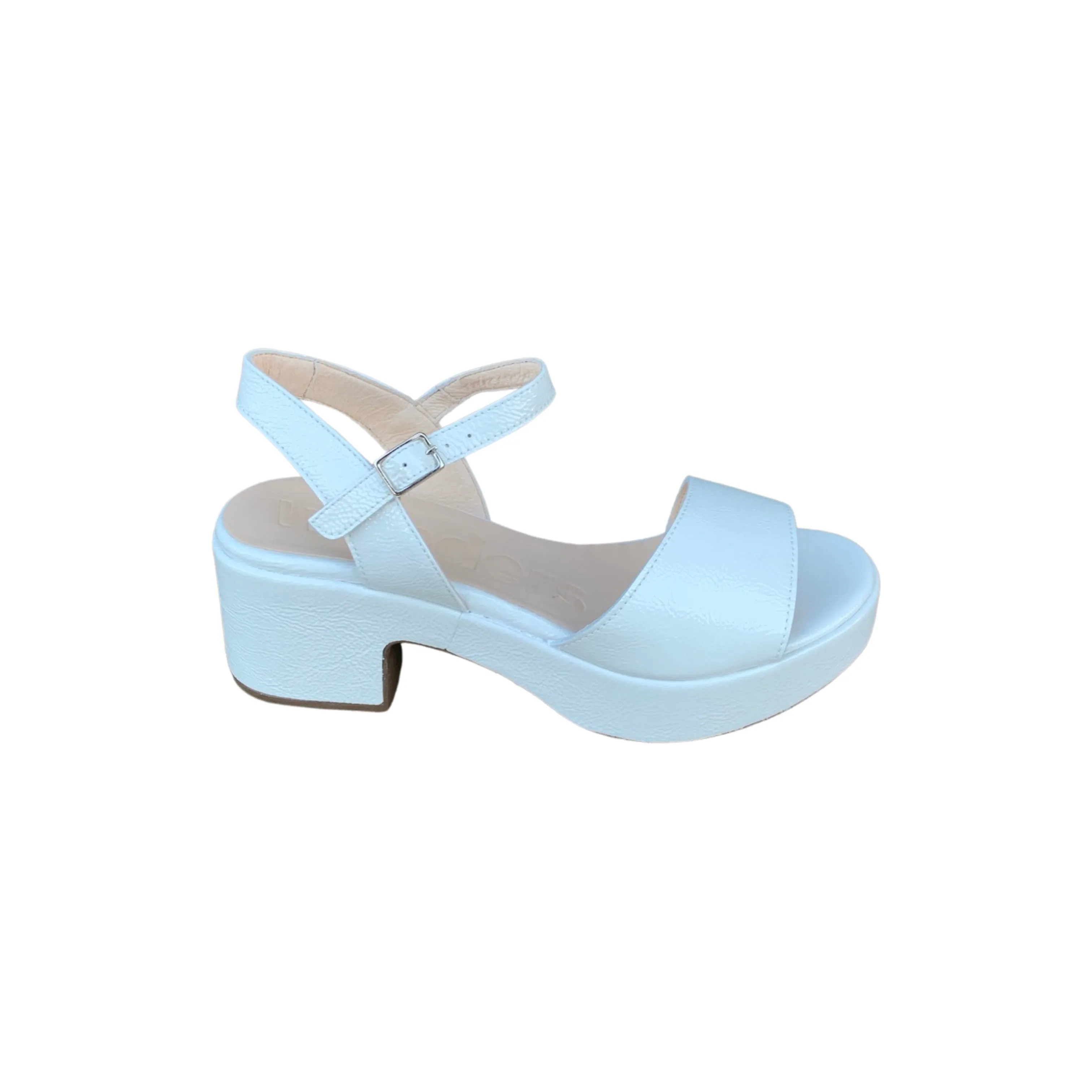 D8802 White Block Heel