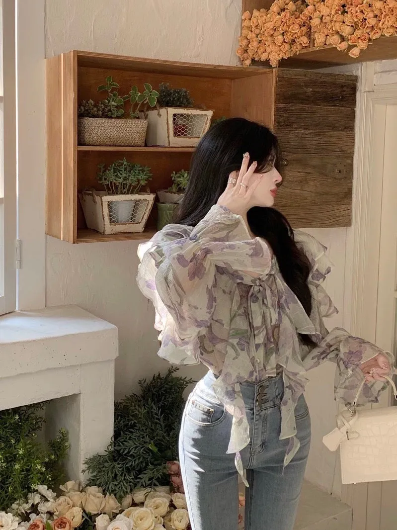 French floral ruffled v-neck long-sleeved shirt for women in spring, chic, beautiful and gentle shirt, loose casual top