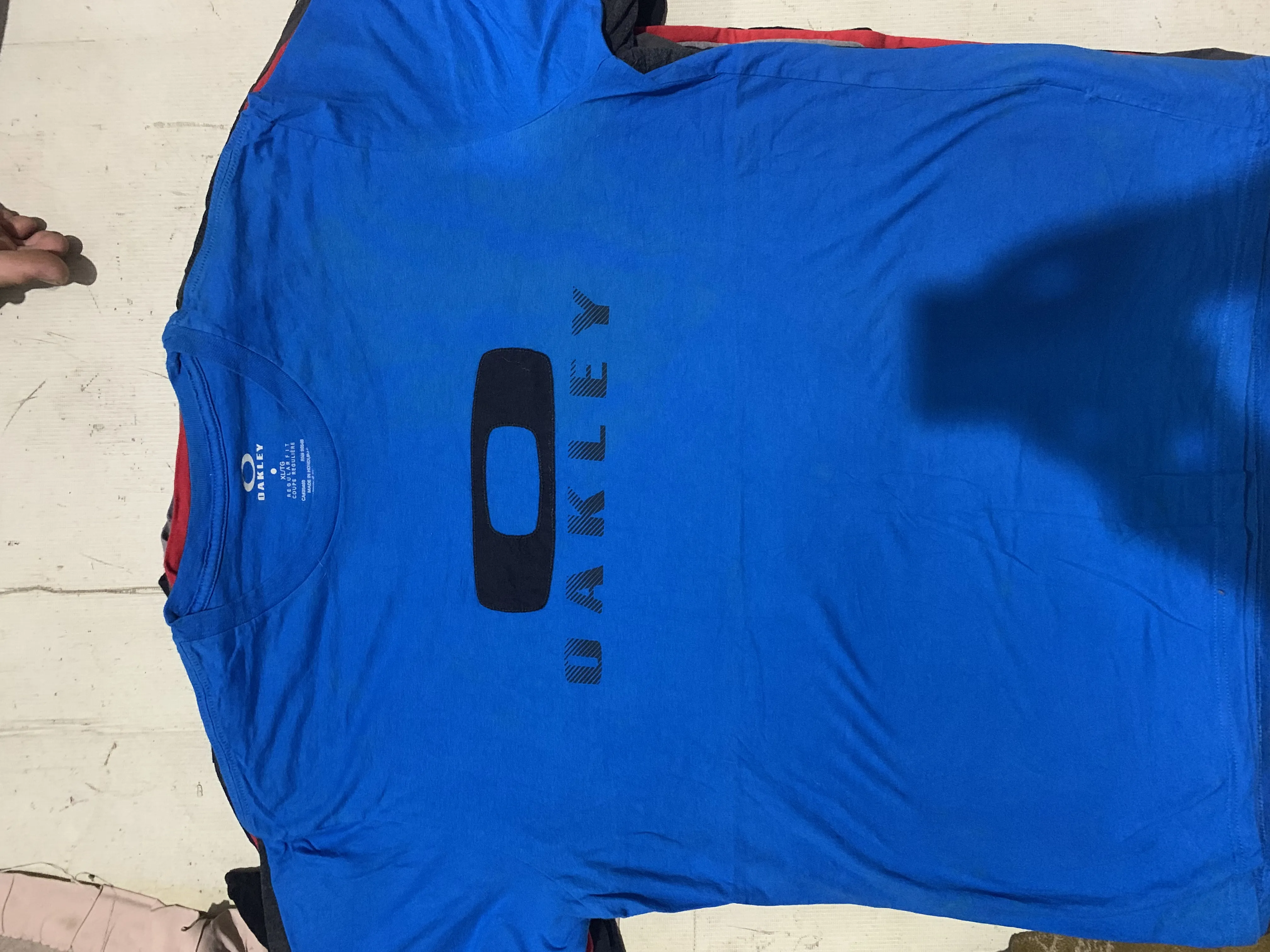 Oakley t shirts 19 pcs