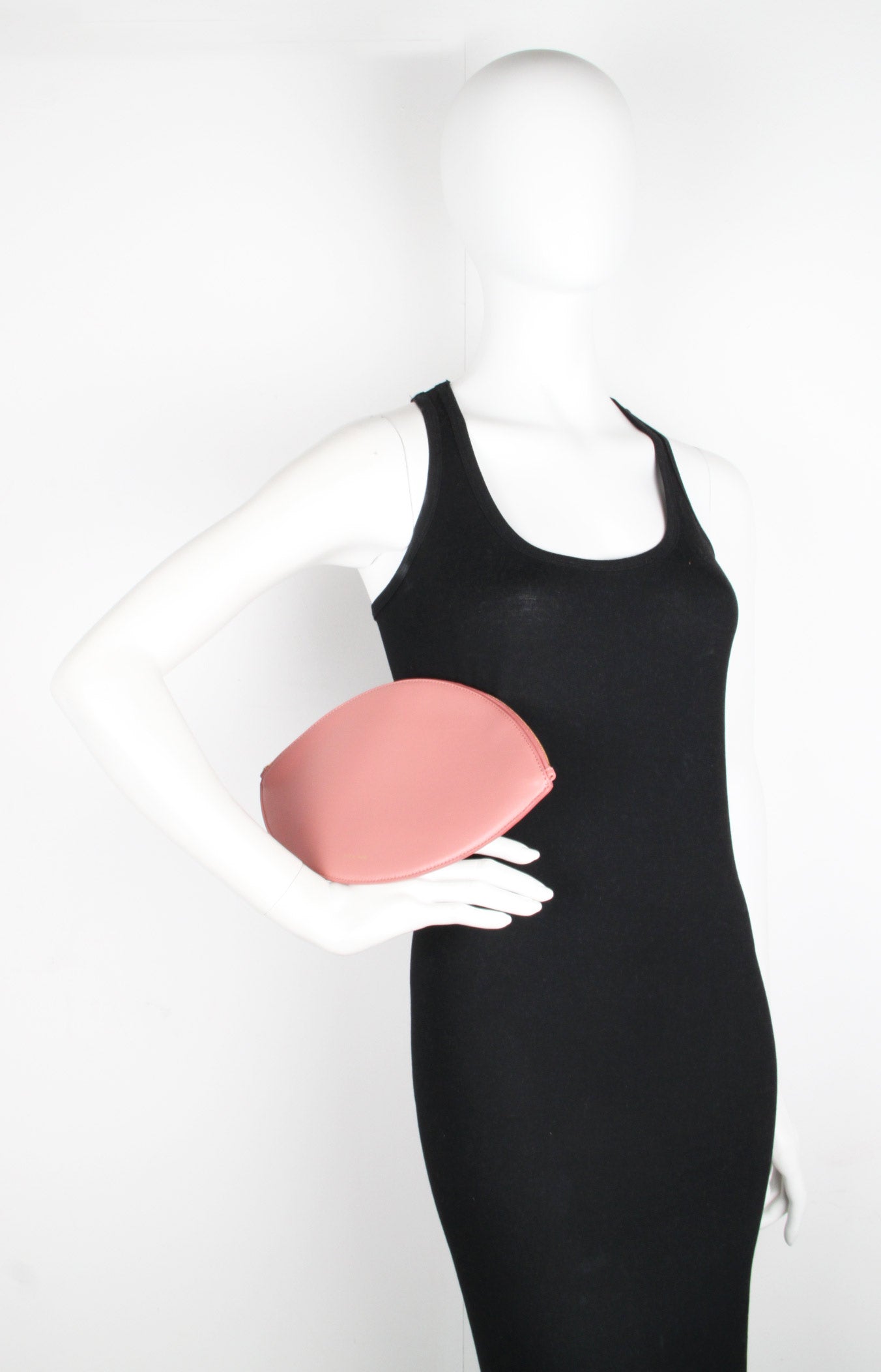 Oval Clutch Lamb, Blush