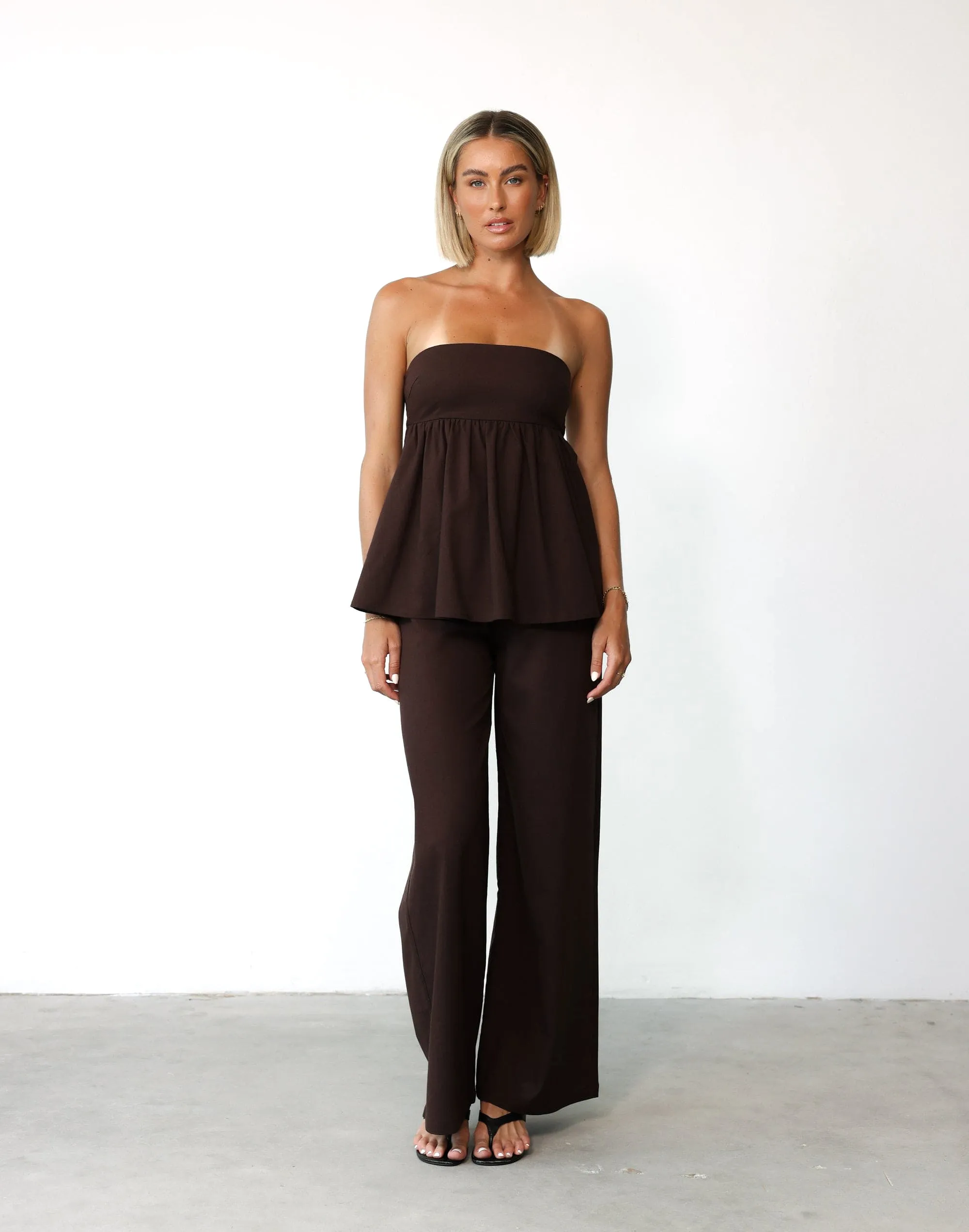 Tarsha Strapless Linen Top (Chocolate)